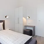 5 Star In